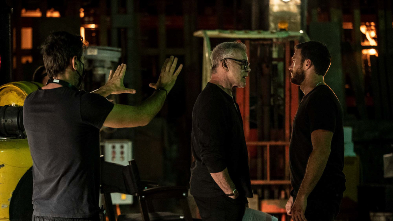 (L to R) Director/Co-Writer Ariel Vromen, Ray Liotta as Lowell and Scott Eastwood as Riggin Bigby behind the scenes of the Action, Crime, Thriller film, '1992', a Lionsgate release. Photo courtesy of Lionsgate.