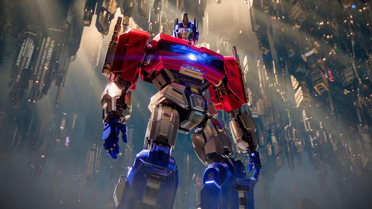 Chris Hemsworth (Orion Pax/Optimus Prime) stars in Paramount Animation and Hasbro Present In Association with New Republic Pictures a di Bonaventua Pictures Production a Tom Desanto / Don Murphy Production a Bay Films Production 'Transformers One'.