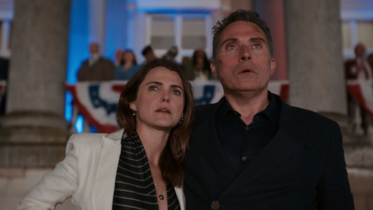 (L to R) Keri Russell as Kate Wyler, Rufus Sewell as Hal Wyler in season 2 of 'The Diplomat'. Photo: Courtesy of Netflix © 2024.