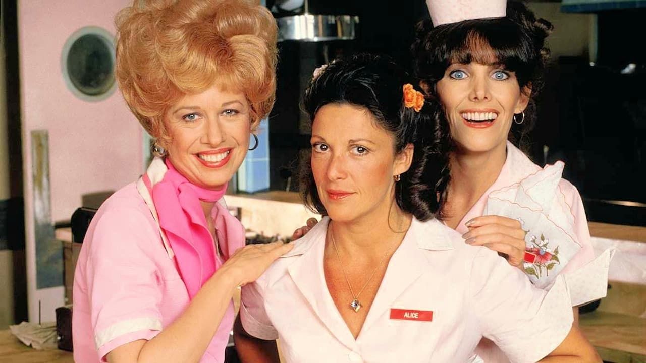 (L to R) Polly Holliday, Linda Lavin and Beth Howland in 'Alice'. Photo: Warner Bros. Television