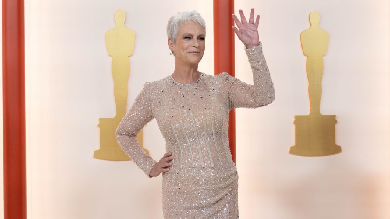 Oscar® nominee Jamie Lee Curtis arrives on the red carpet of the 95th Oscars® at the Dolby® Theatre at Ovation Hollywood on Sunday, March 12, 2023.