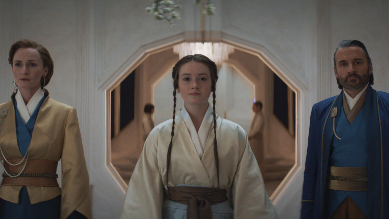 (L to R) Mon Mothma (Genevieve O'Reilly), Leida Mothma (Bronte Carmichael) and Perrin Fertha (Alastair Mackenzie) in Lucasfilm's 'Andor', exclusively on Disney+. ©2022 Lucasfilm Ltd. & TM. All Rights Reserved.