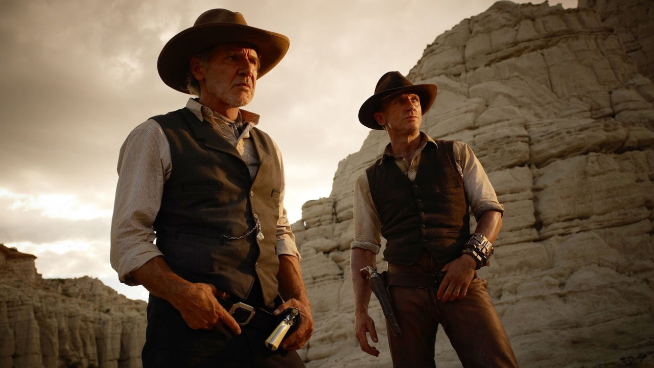 (L to R) Harrison Ford and Daniel Craig in 'Cowboys & Aliens.' Photo: Universal Pictures / Timothy White.