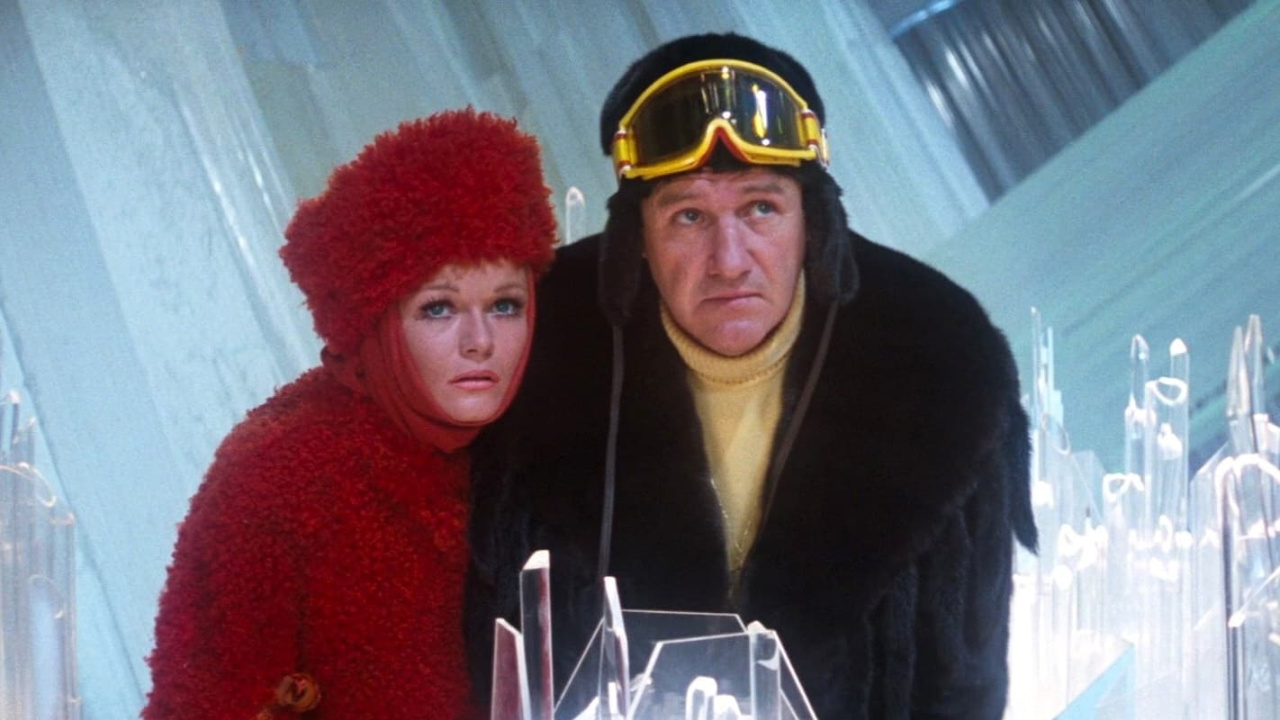 (L to R) Valerie Perrine and Gene Hackman in 'Superman II'. Photo: Warner Bros.