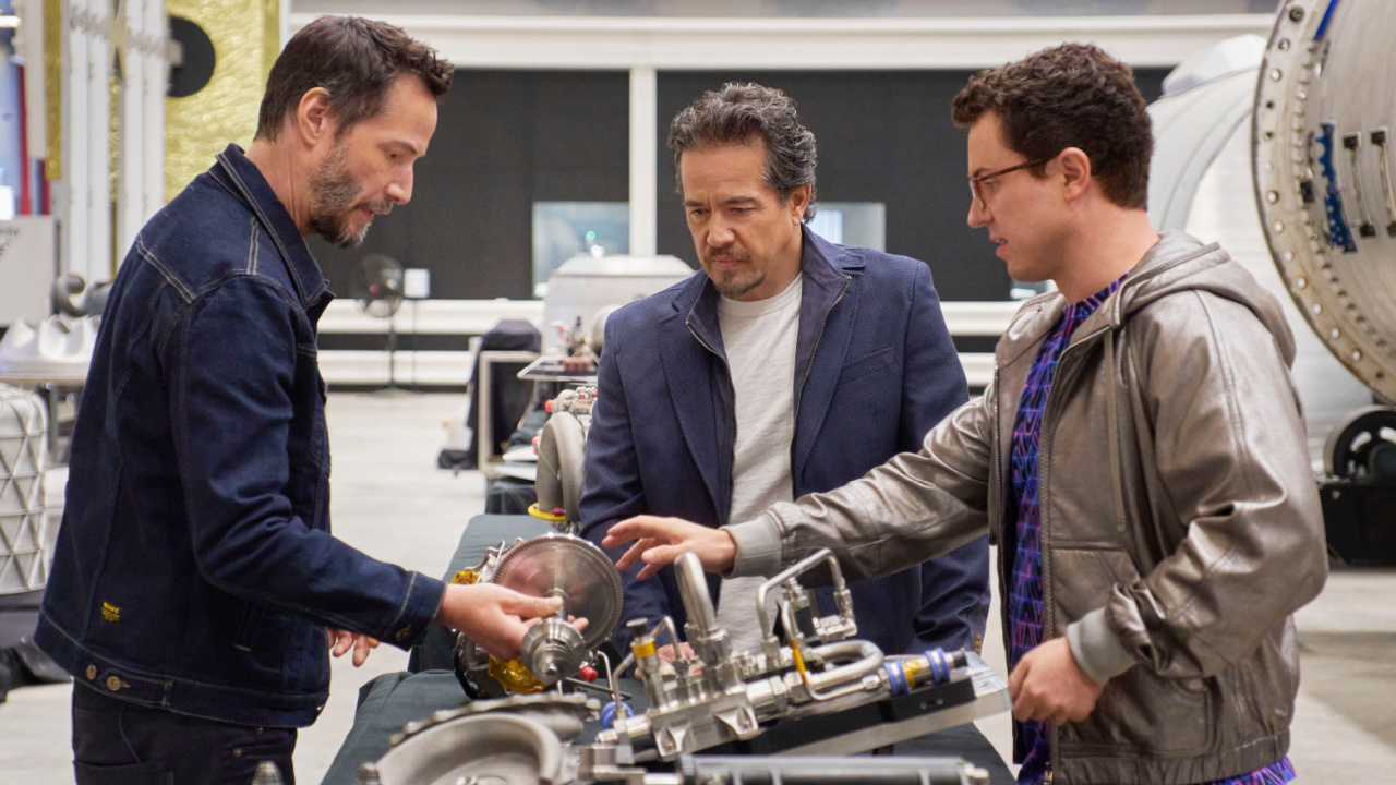 (L to R) Keanu Reeves, Gard Hollinger and Relativity Space's Tim Ellis in the Roku Channel docuseries 'Visionaries'. Photo: Roku Channel.