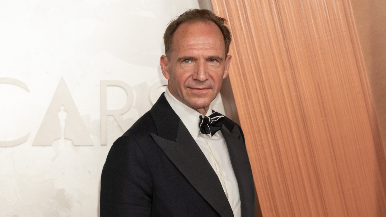 Ralph Fiennes arrives on the red carpet of the 97th Oscars® at the Dolby® Theatre at Ovation Hollywood on Sunday, March 2, 2025. Credit/Provider: Etienne Laurent / The Academy. Copyright: ©A.M.P.A.S.