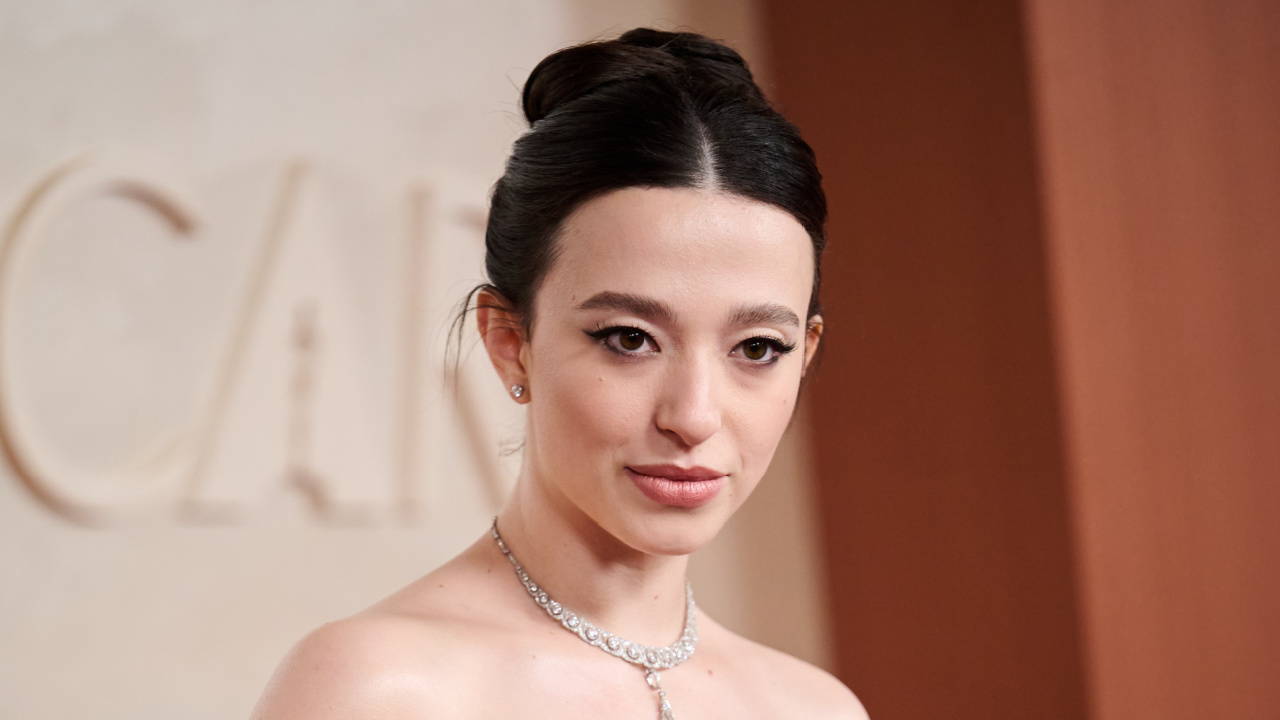 Mikey Madison arrives on the red carpet of the 97th Oscars® at the Dolby® Theatre at Ovation Hollywood on Sunday, March 2, 2025. Credit/Provider: Etienne Laurent / The Academy. Copyright: ©A.M.P.A.S.