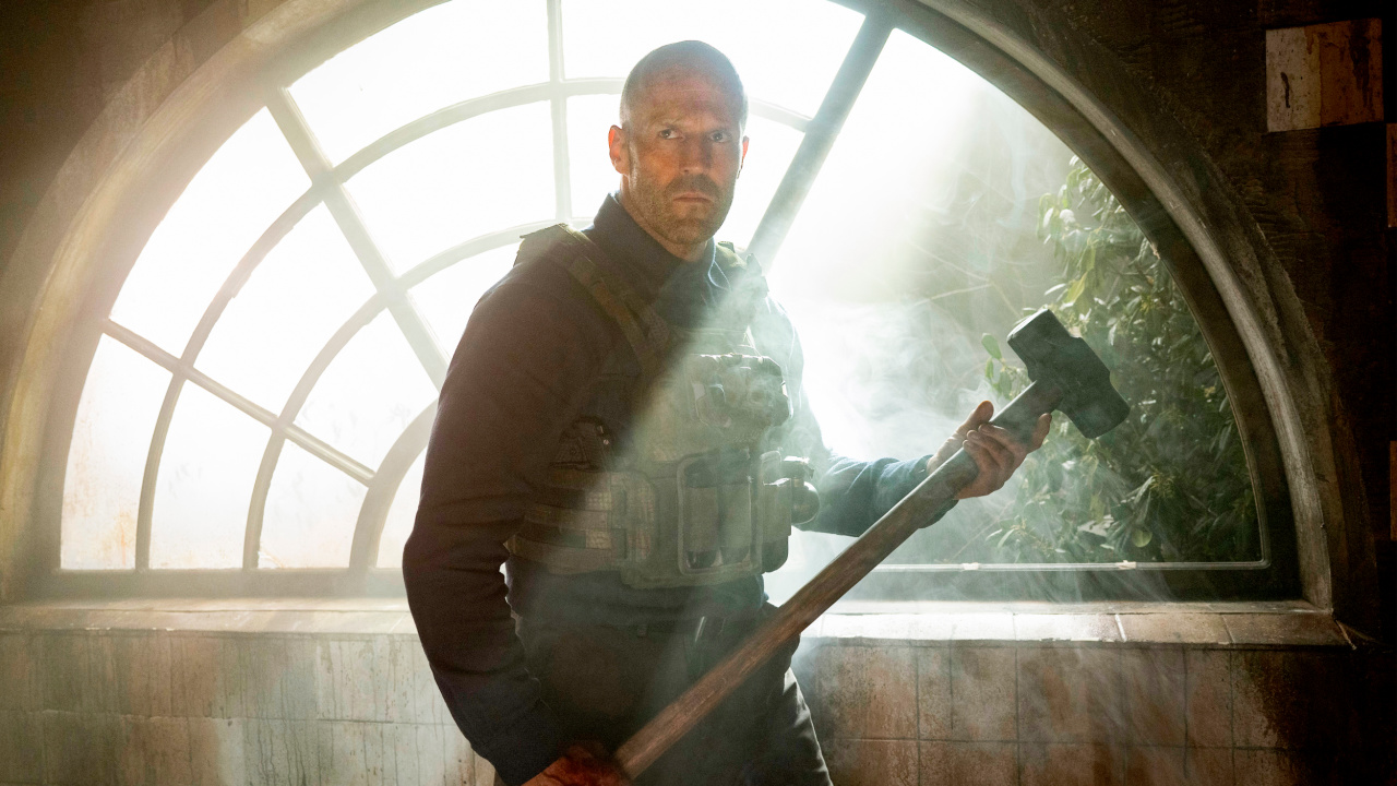 Jason Statham as Levon Cade in director David Ayer's 'A Working Man'. An Amazon MGM Studios film. Photo Credit: Dan Smith © 2025 Amazon Content Services LLC. All Rights Reserved.