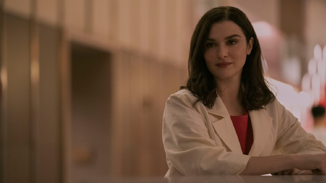 Rachel Weisz in 'Dead Ringers.' Credit: Niko Tavernise/Prime Video. Copyright: Amazon Studios.