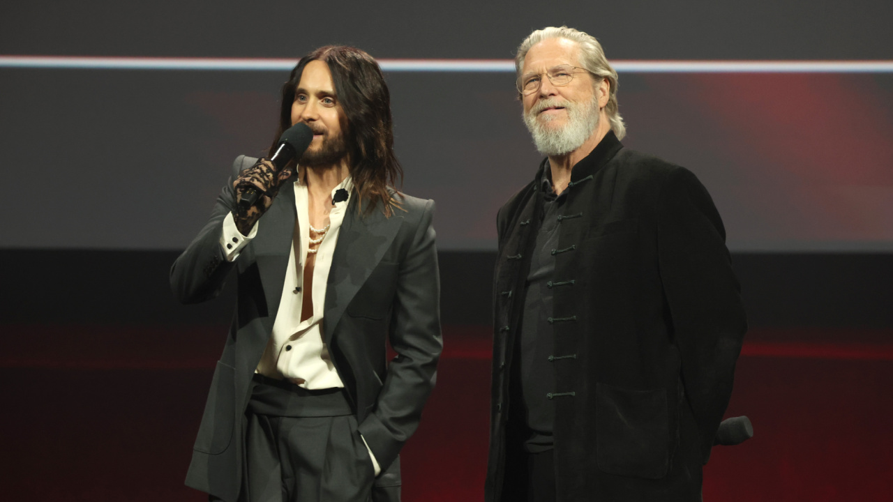 (L to R) Jared Leto and Jeff Bridges at the Disney presentation at CinemaCon 2025 in Las Vegas. Photo: Disney.
