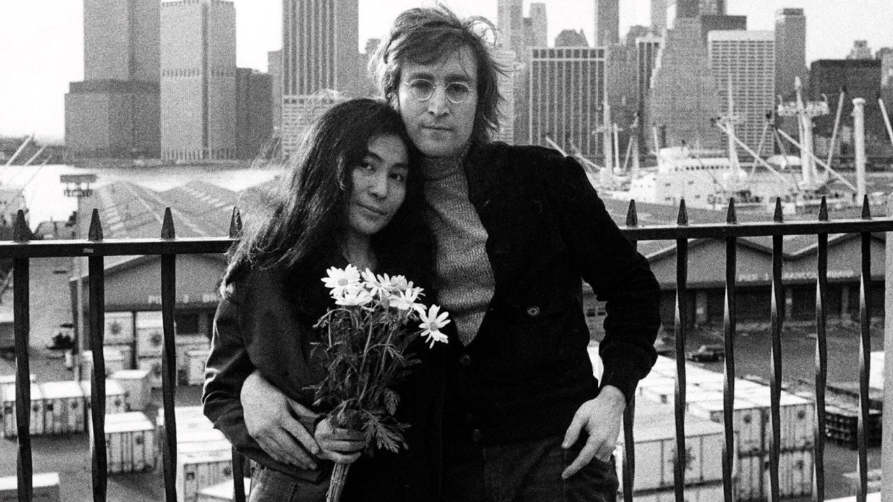 (L to R) Yoko Ono and John Lennon in the documentary 'One to One: John & Yoko'. Photo: Magnolia Pictures.