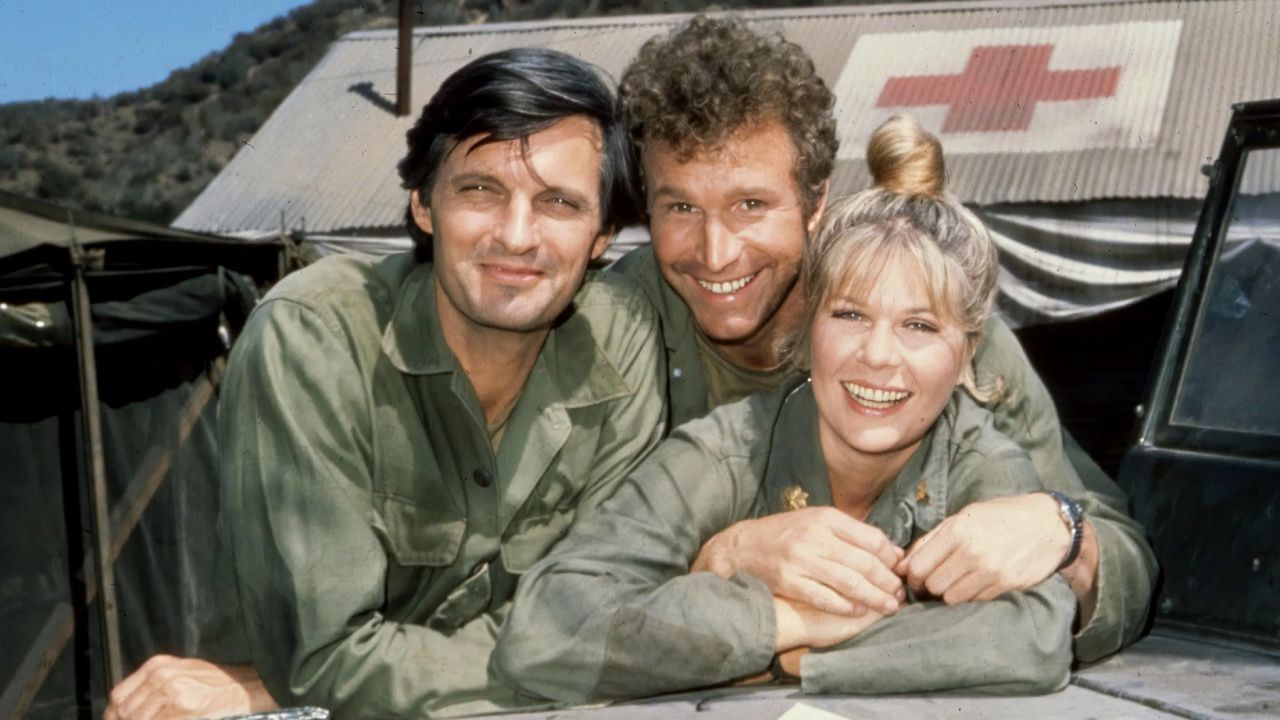 (L to R) Alan Alda, Wayne Rogers and Loretta Swit in 'M*A*S*H'. Photo: 20th Century-Fox Television.