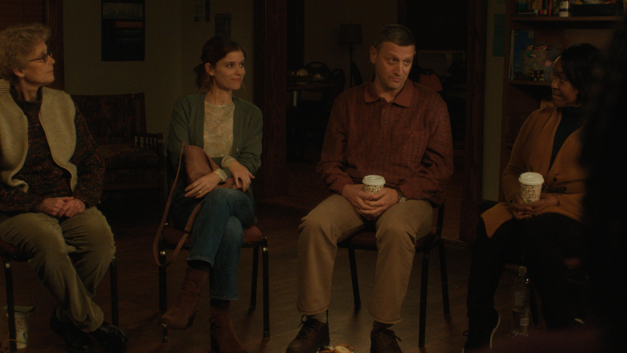(L to R) Kate Mara and Tim Robinson in 'Friendship'. Credit: Courtesy of A24.