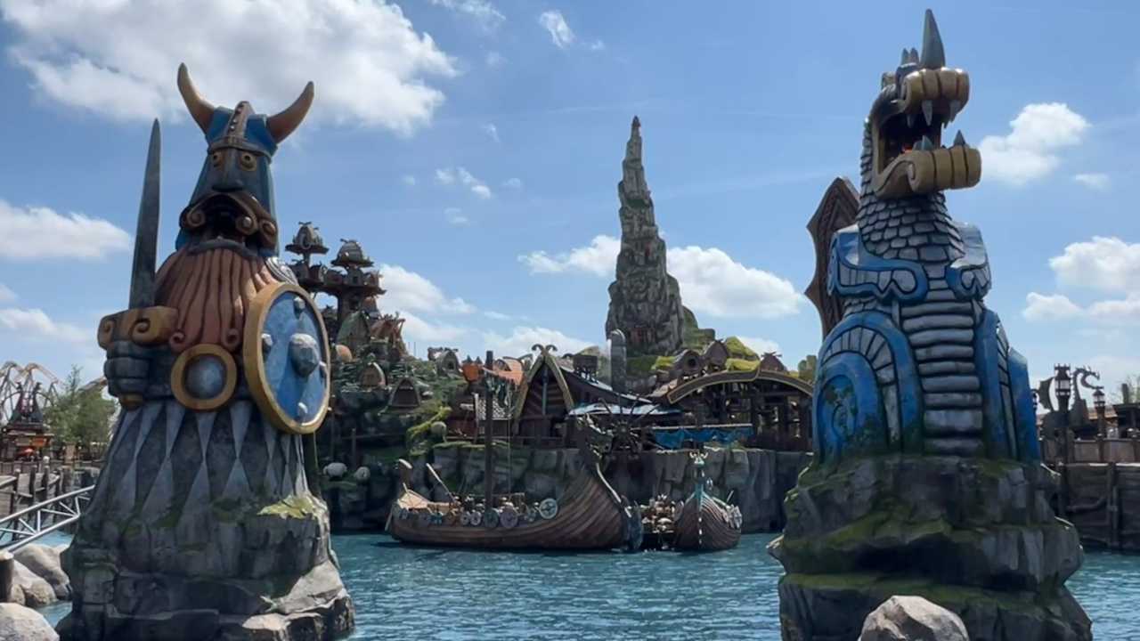 Epic Universe's Isle of Berk and Ministry of Magic