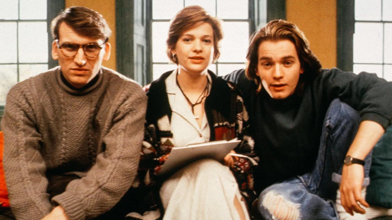 (L to R) Christopher Eccleston, Kerry Fox and Ewan McGregor in 'Shallow Grave'. Photo: Rank Film Distributors.