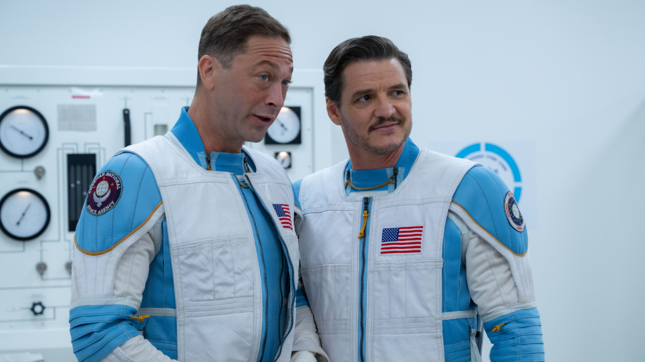 (L to R) Ebon Moss-Bachrach as Ben Grimm/The Thing and Pedro Pascal as Reed Richards/Mister Fantastic in 20th Century Studios/Marvel Studios' 'The Fantastic Four: First Steps'. Photo by Jay Maidment. © 2025 20th Century Studios / © and ™ 2025 Marvel.