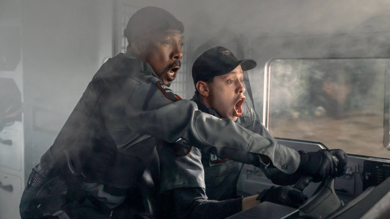 (L to R) Eddie Murphy as Russell Pierce and Pete Davidson as Travis Stolly in 'The Pickup'. Photo: Prime Video.