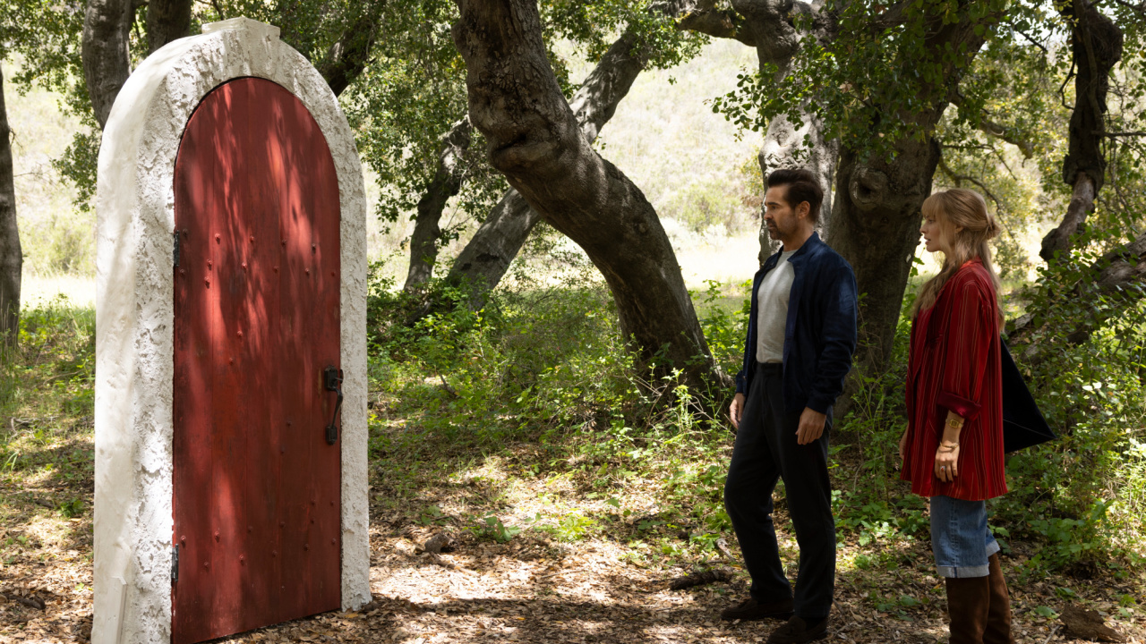 (L to R) Colin Farrell and Margot Robbie star in 'A Big Bold Beautiful Journey'. Photo: Matt Kennedy. © 2025 CTMG, Inc. All Rights Reserved. ALL IMAGES ARE PROPERTY OF SONY PICTURES ENTERTAINMENT INC. FOR PROMOTIONAL USE ONLY. SALE, DUPLICATION OR TRANSFER OF THIS MATERIAL IS STRICTLY PROHIBITED.