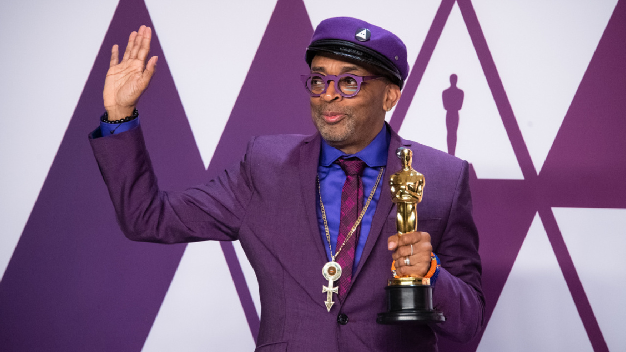 Spike Lee poses backstage with the Oscar® for adapted screenplay during the live ABC Telecast of The 91st Oscars® at the Dolby® Theatre in Hollywood, CA on Sunday, February 24, 2019. Credit/Provider: Mike Baker / ©A.M.P.A.S. Copyright: ©A.M.P.A.S.