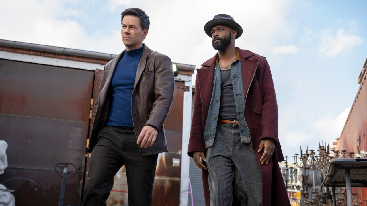 (L to R) Mark Wahlberg and LaKeith Stanfield in 'Play Dirty'. Photo: Prime Video.