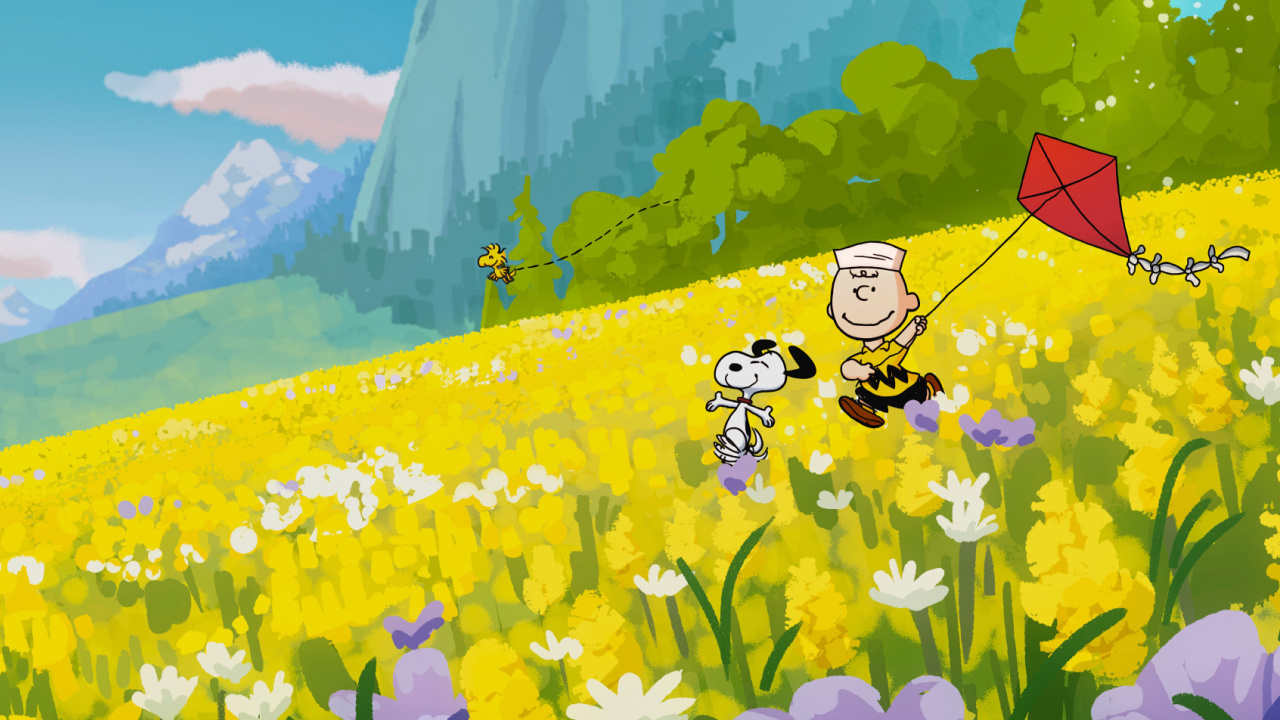 (L to R) Snoopy, Woodstock and Charlie Brown in 'Snoopy Presents: A Summer Musical', now streaming on Apple TV+.