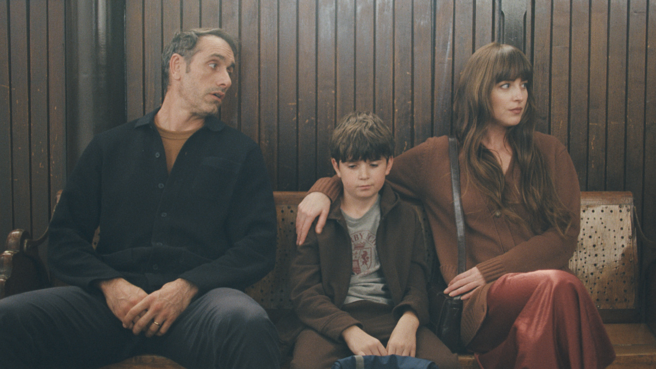(L to R) Michael Angelo Covino, Simon Webster and Dakota Johnson in 'Splitsville'. Photo: Neon.