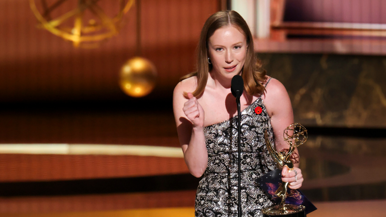 Hannah Einbinder at the 77TH EMMY® AWARDS, broadcasting live to both coasts from the Peacock Theater in Los Angeles, California, Sunday, Sept. 14, (8:00-11:00 PM, LIVE ET/5:00-8:00 PM, LIVE PT) on the CBS Television Network, and streaming on Paramount+.* -- Photo: Sonja Flemming/CBS ©2025 CBS Broadcasting, Inc. All Rights Reserved.