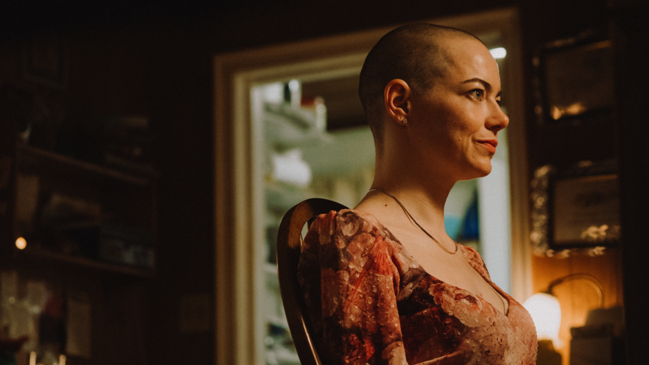 Emma Stone stars as Michelle in director Yorgos Lanthimos' 'Bugonia', a Focus Features release. Credit: Atsushi Nishijima/Focus Features © 2025 All Rights Reserved.