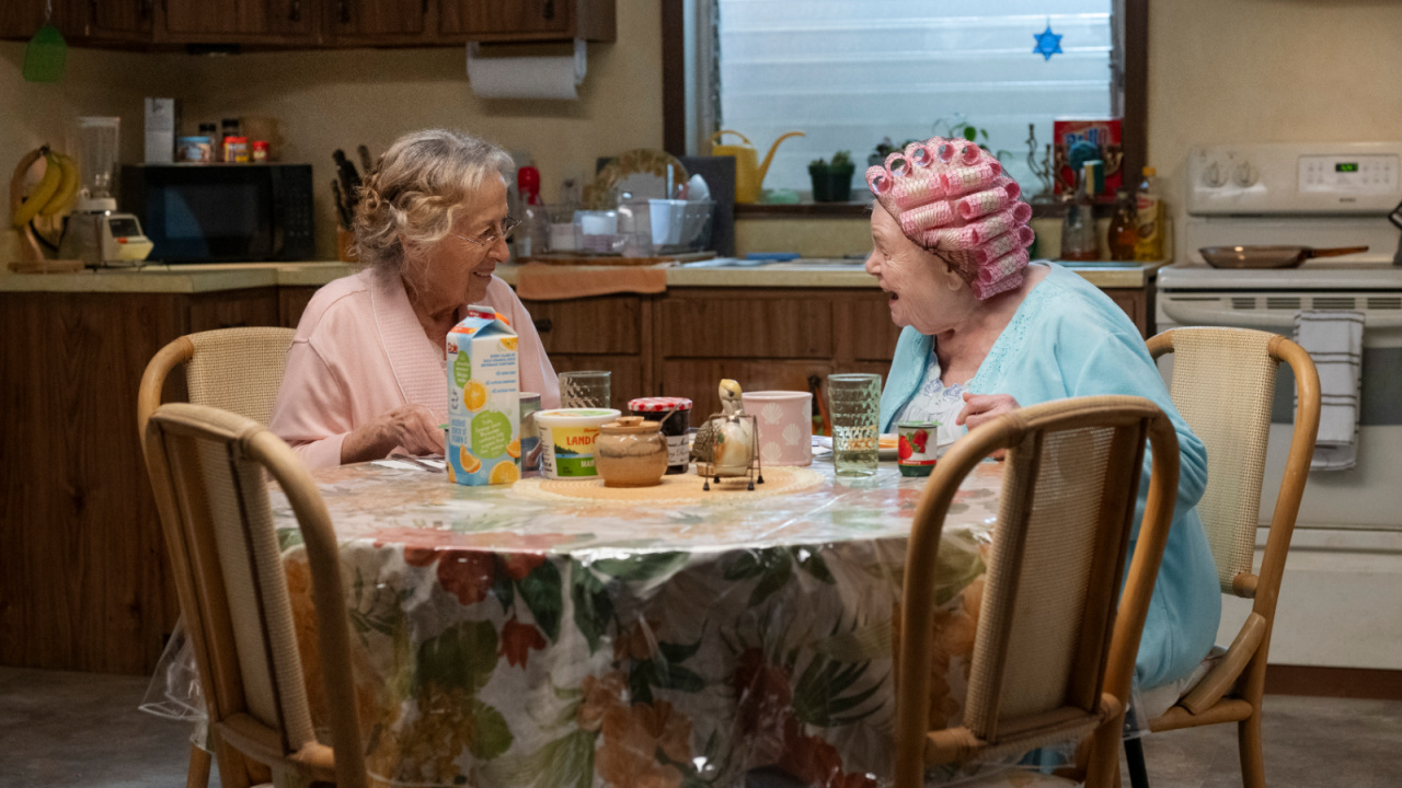 (L to R) June Squibb as Eleanor, Rita Zohar as Bessie in ‘Eleanor the Great’ Image: Anne Joyce. Courtesy of Sony Pictures Classics.
