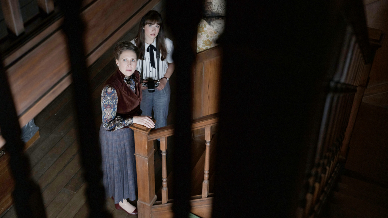 (L to R) Vera Farmiga as Lorraine Warren and Mia Tomlinson as Judy Warren in New Line Cinema’s 'The Conjuring: Last Rites,' a Warner Bros. Pictures release. Photo Credit: Giles Keyte. Copyright: © 2025 Warner Bros. Entertainment Inc. All Rights Reserved.