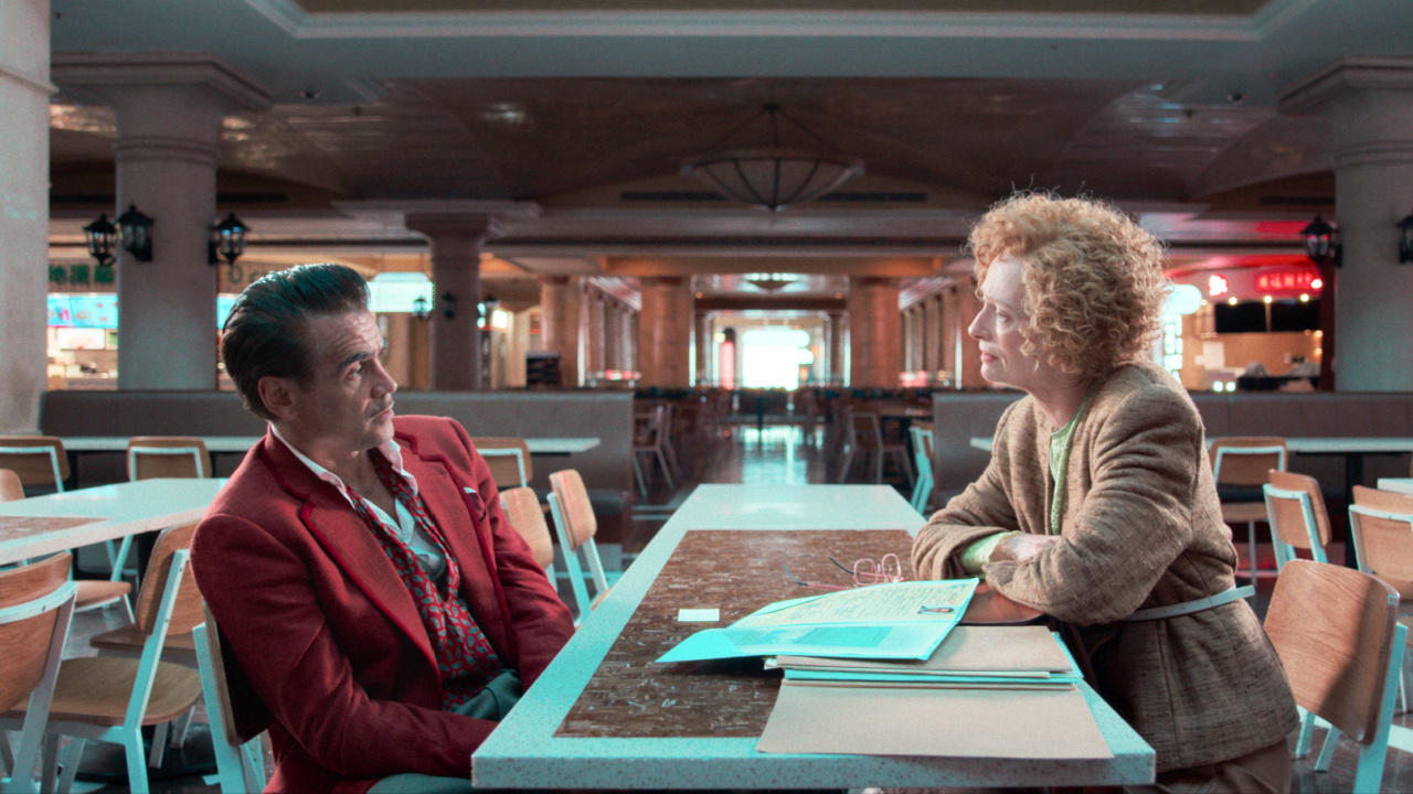 (L to R) Colin Farrell and Tilda Swinton in 'Ballad of a Small Player'. Photo: Netflix. Netflix. © 2024.