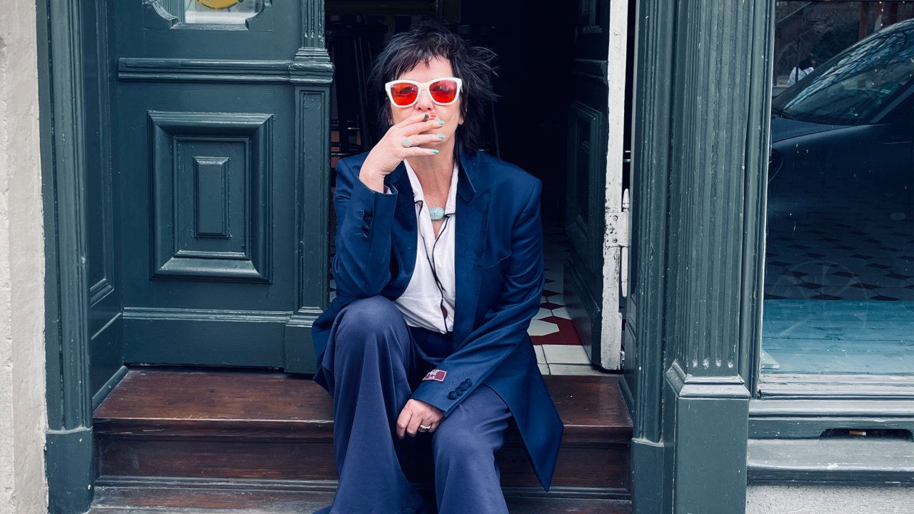 Director Lynne Ramsay on the set of 'Die My Love'. Photo: Mubi.