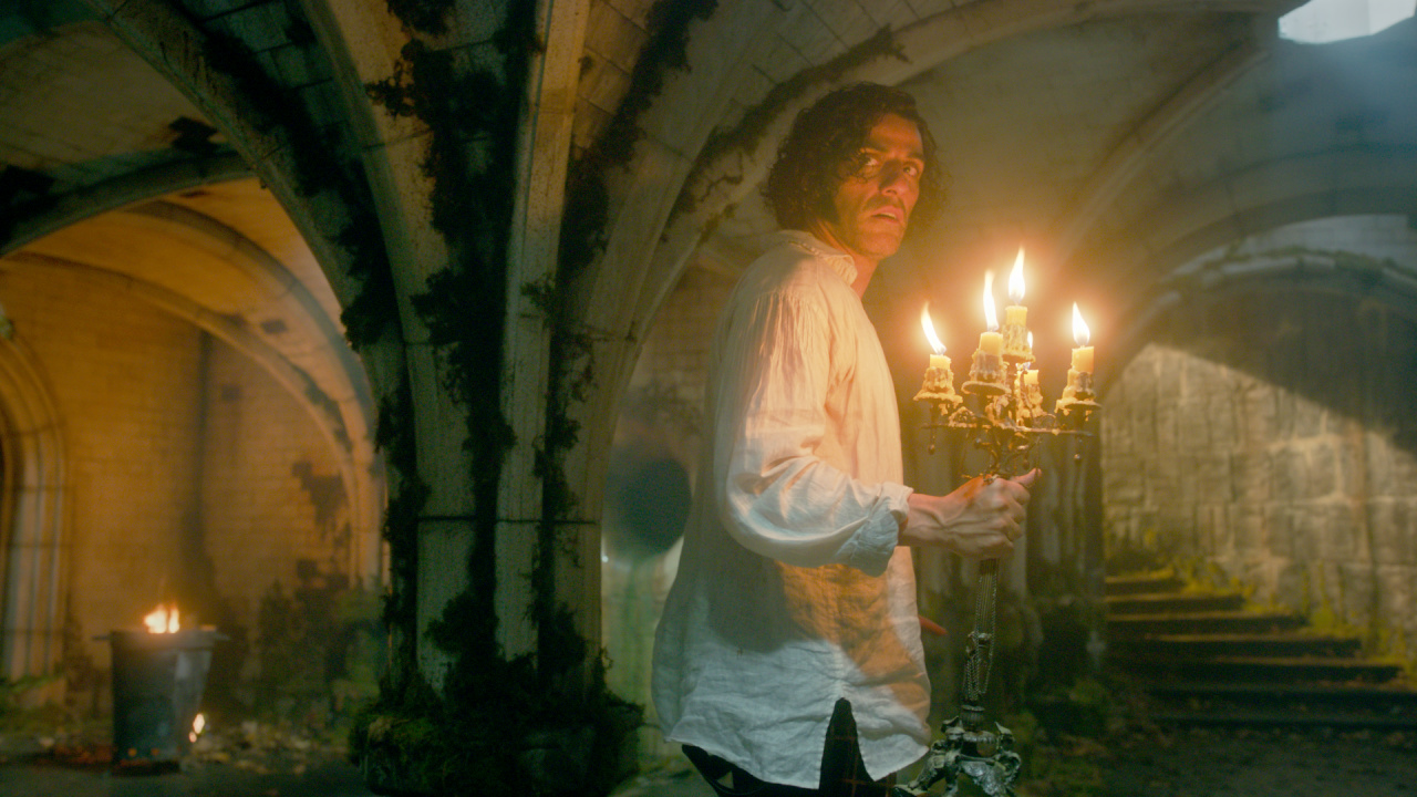 Oscar Isaac as Victor Frankenstein in Frankenstein. Photo: Ken Woroner/Netflix © 2025.