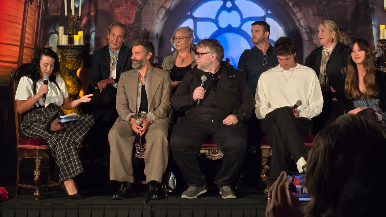 Back row (L to R): Alexandre Desplat (composer), Tamara Deverill (production designer), Mike Hill (prosthetic makeup artist), Kate Hawley (costume designer). Front Row (L to R) Jenelle Riley (moderator), Oscar Isaac, Guillermo del Toro, Jacob Elordi, and Mia Goth at the 'Frankenstein' press conference. Photo: Don Kaye.