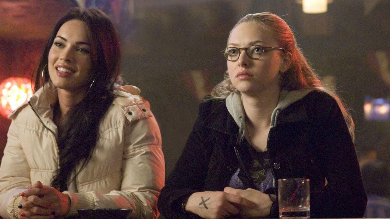 (L to R): Megan Fox and Amanda Seyfried in 'Jennifer's Body'. Photo: 20th Century Fox.