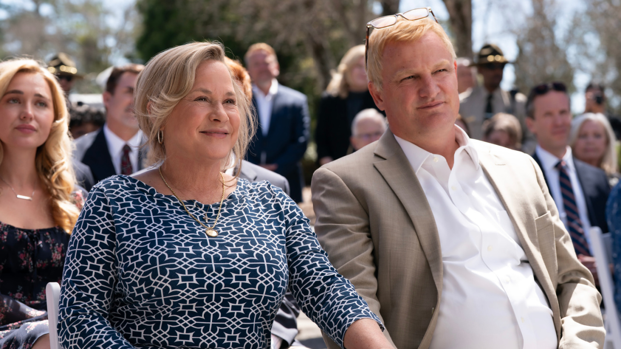 (L to R) Patricia Arquette and Jason Clarke in 'Murdaugh: Death in the Family'. Photo: Disney/Daniel Delgado Jr.