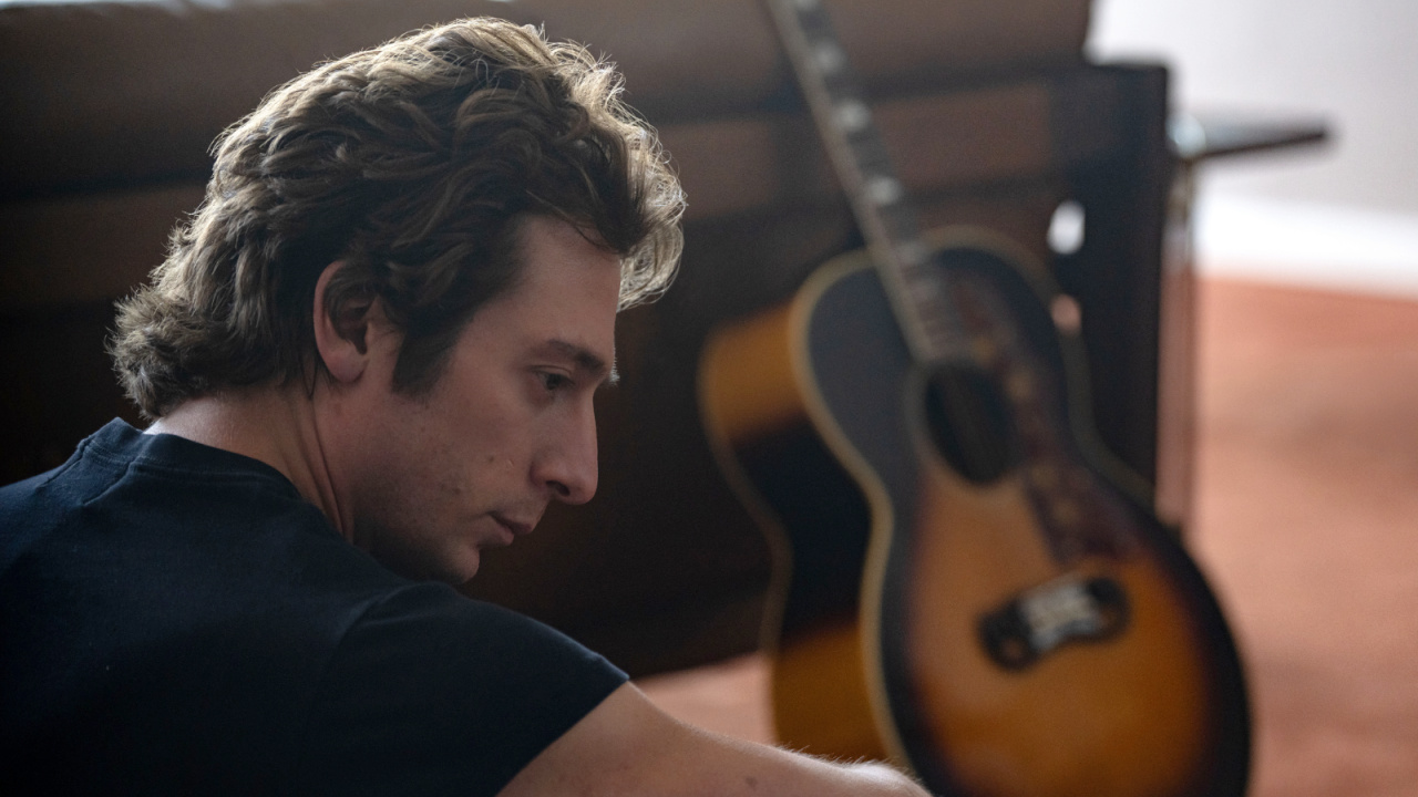 Jeremy Allen White as Bruce Springsteen in 20th Century Studios' 'Springsteen: Deliver Me From Nowhere'. Photo by Macall Polay. © 2025 20th Century Studios. All Rights Reserved.