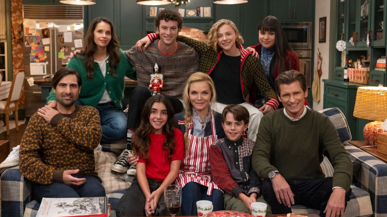 The cast of 'Oh. What. Fun.' Photo: Prime Video.