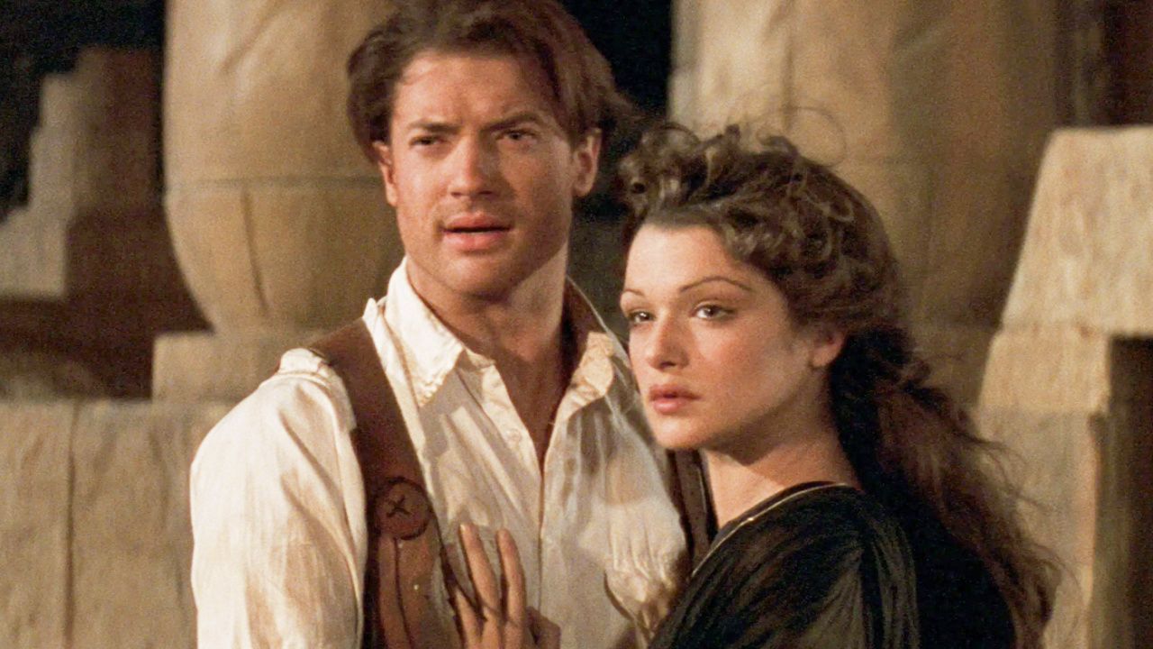 (L to R) Brendan Fraser and Rachel Weisz in 'The Mummy.' Photo: Universal Pictures.