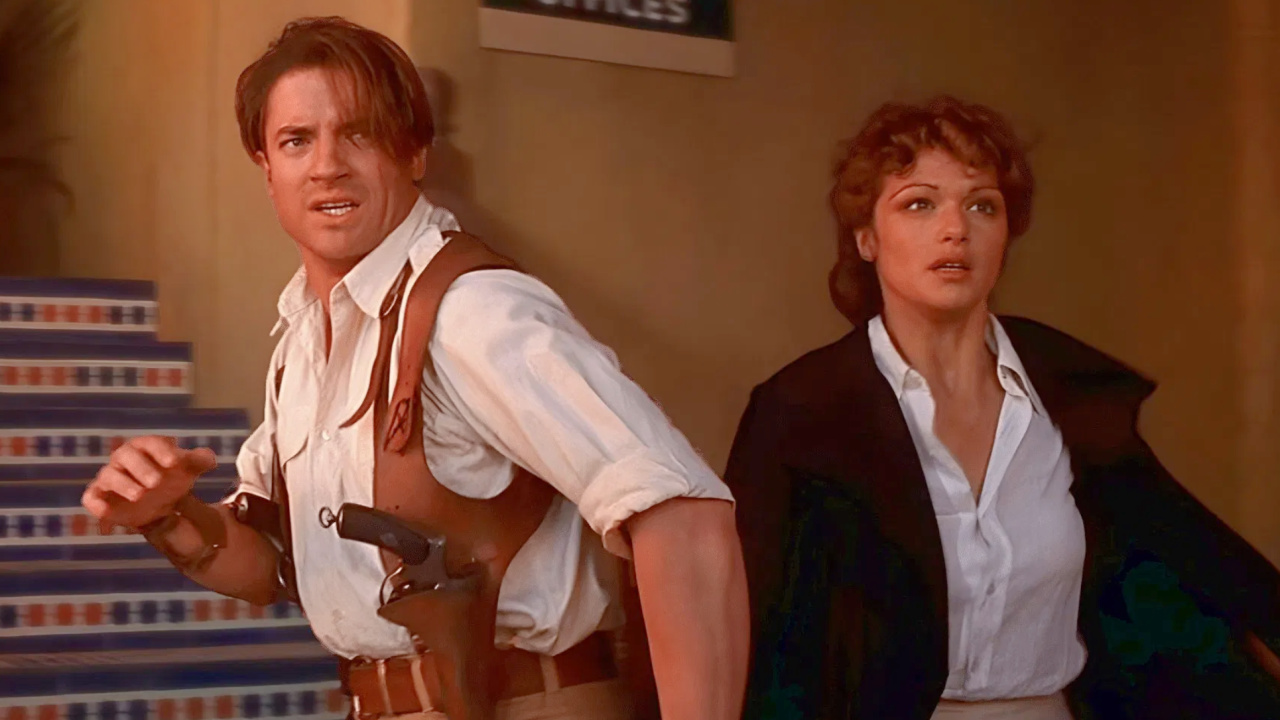 (L to R) Brendan Fraser and Rachel Weisz in 'The Mummy.' Photo: Universal Pictures.