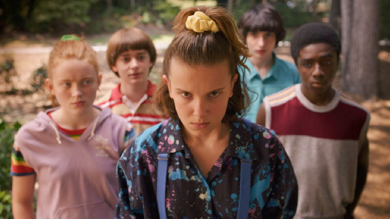 (L to R) Sadie Sink, Noah Schapp, Millie Bobby Brown, Finn Wolfhard, and Caleb McLaughlin in Netflix's 'Stranger Things.'