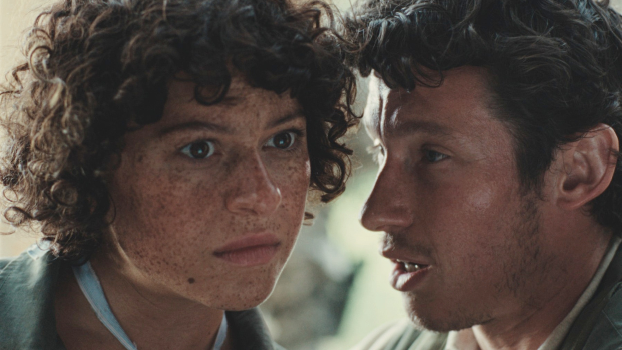 (L to R) Alia Shawkat and Callum Turner in 'Astropia'. Photo: Vertical.