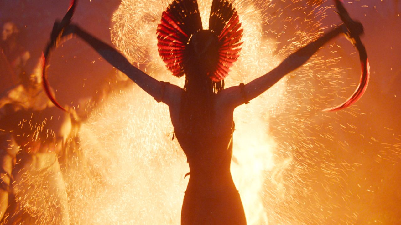 Varang (Oona Chaplin) in 20th Century Studios' 'Avatar: Fire and Ash'. Photo courtesy of 20th Century Studios. © 2025 20th Century Studios. All Rights Reserved.