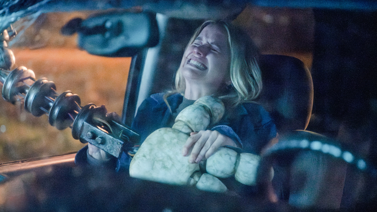 Elizabeth Lail in 'Five Nights at Freddy's 2'. Photo: Universal Pictures.