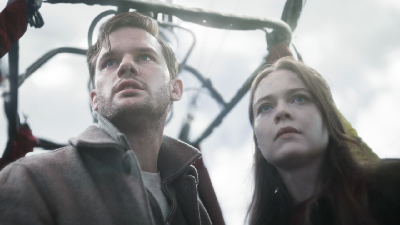 (L to R) Jeremy Irvine as “Zach” and Hera Hilmar as “Emmy” in the action thriller 'Turbulence', a Lionsgate release. Photo courtesy of Lionsgate.