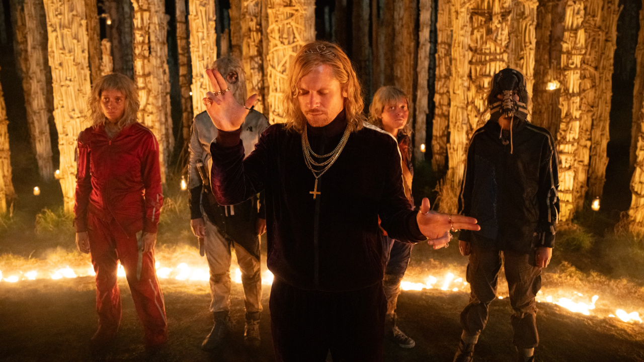 Sir Jimmy Crystal (Jack O'Connell) with the Jimmies in Columbia Pictures' '28 Years Later: The Bone Temple'. Photo: Miya Mizuno. © 2025 CTMG, Inc. All Rights Reserved.