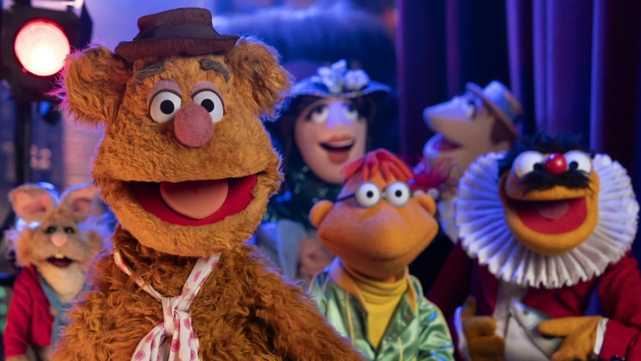 (L to R) Bean Bunny, Fozzie Bear, Wanda, Scooter, Wayne, and Lew Zealand in 2026's 'The Muppet Show'. Photo: Disney/Mitch Haaseth.