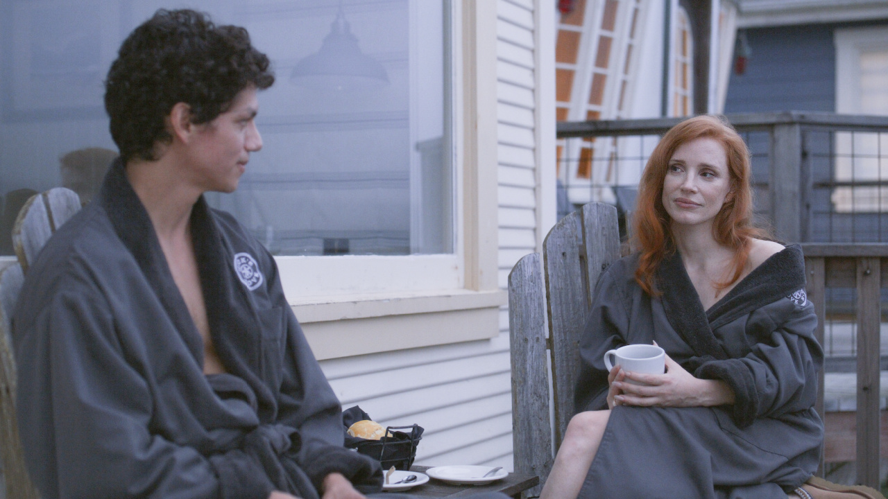 (L to R) Isaac Hernández and Jessica Chastain star in 'Dreams'. Photo: Greenwich Entertainment.
