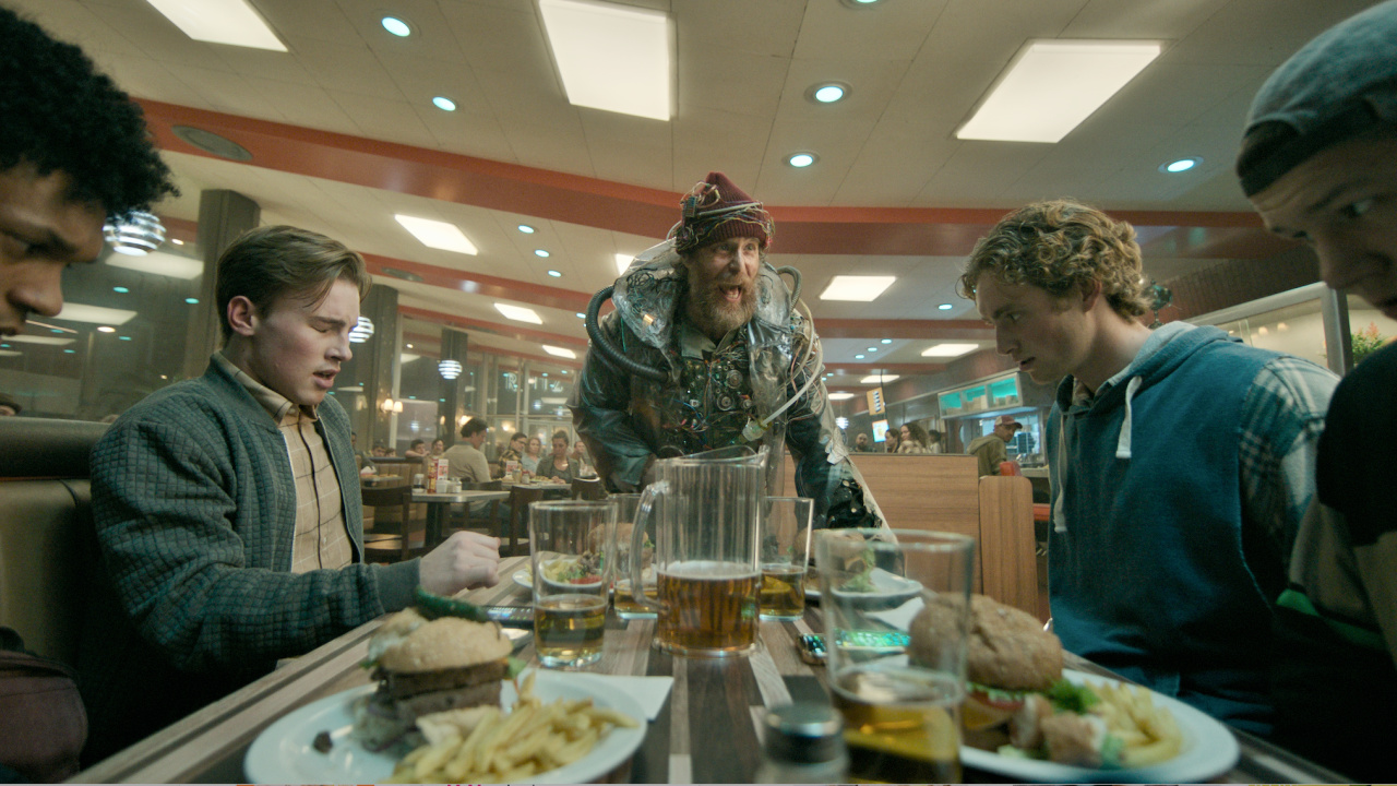 (Center) Sam Rockwell stars in 'Good Luck, Have Fun, Don't Die'. Photo: Briarcliff Entertainment.