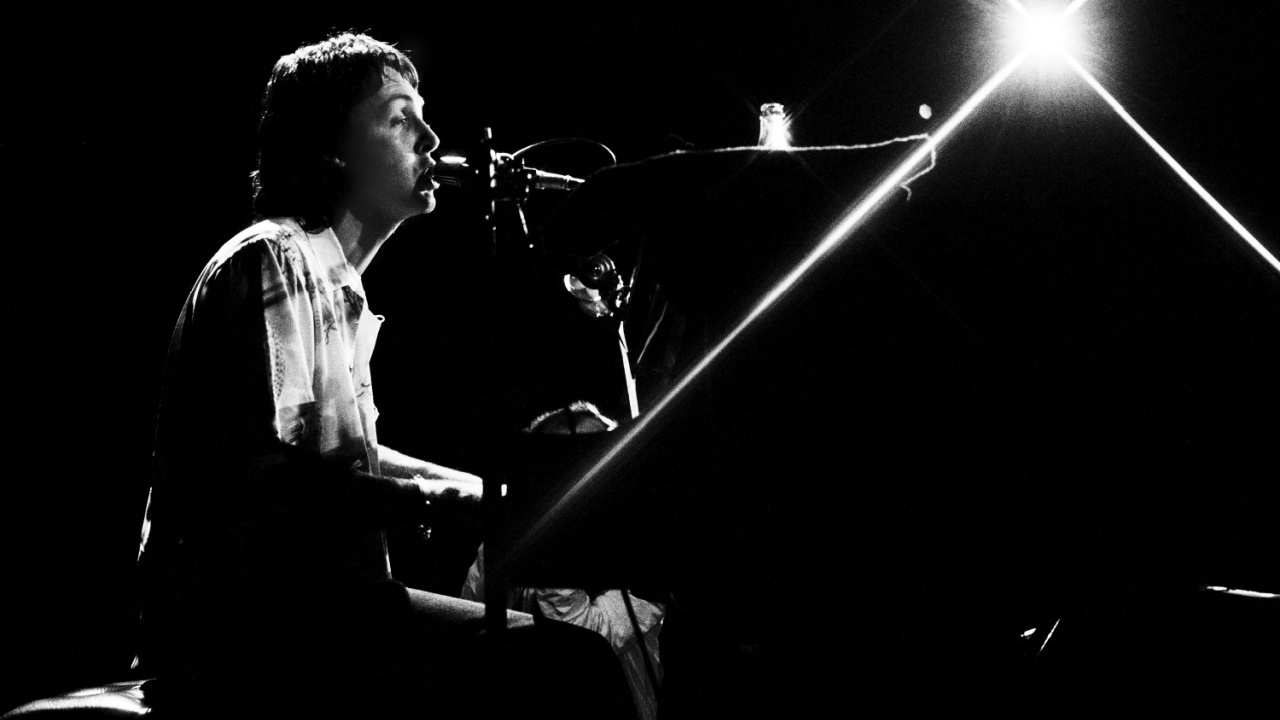 Paul McCartney in 'Man on the Run'. Photo: Rupert Truman. Copyright: © MPL Communications Ltd.